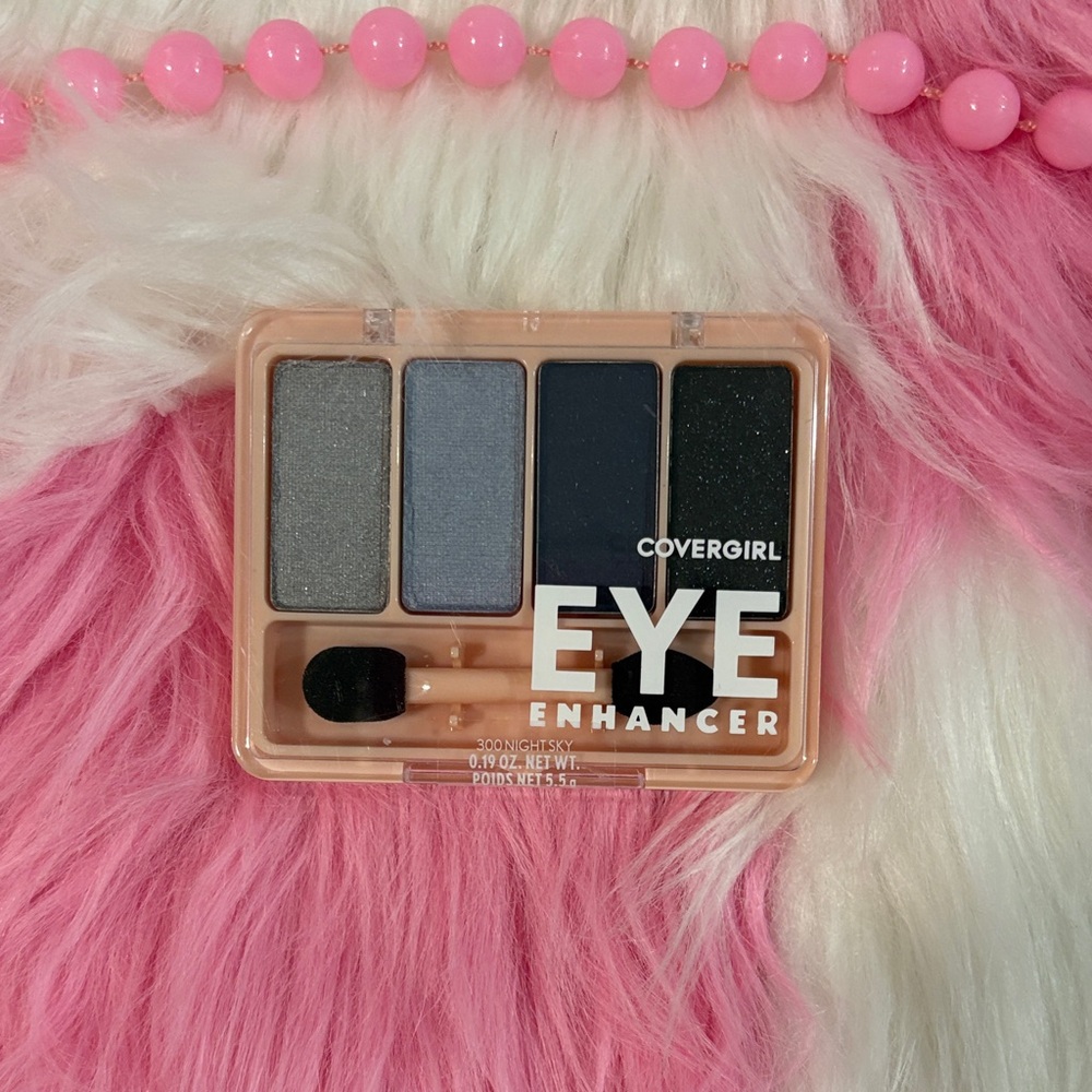 COVERGIRL Eye Enhancer Palette - Silver, Blue, and Black. Night sky 🌠🌌